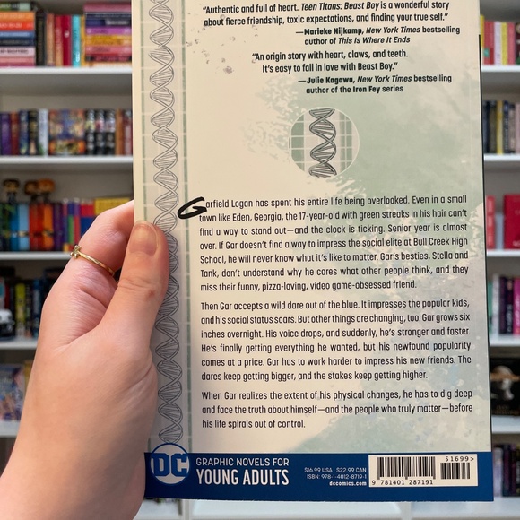 *BRAND NEW* DC Teen Titans Graphic Novel: Beast Boy - Picture 3 of 4